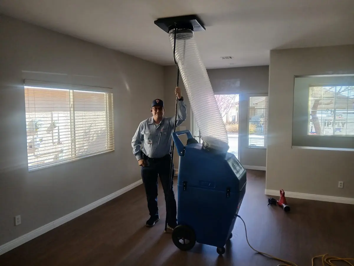 Professional Emergency HVAC Repair work inside a Skokie home